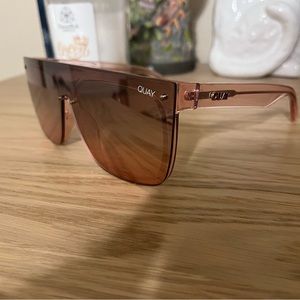 Quay jaded sunglasses